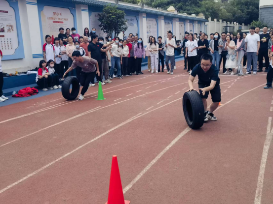 我校举行教职工趣味运动会272.png